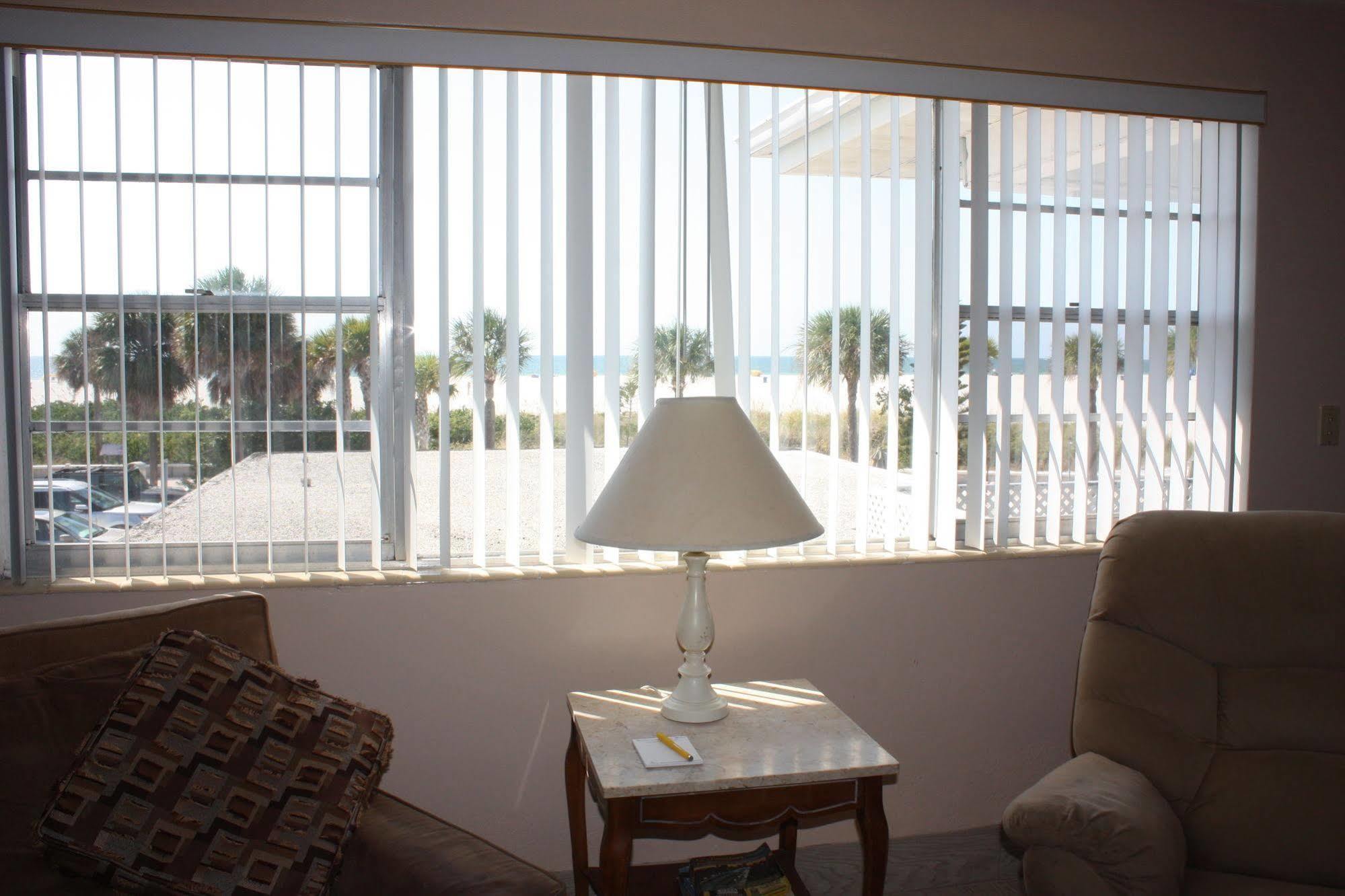 Ibeach Resort Treasure Island Exterior foto